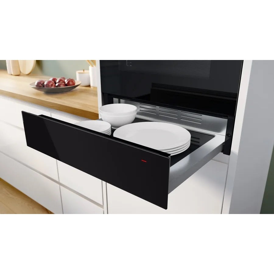 Bosch BIC7101B1B Series 8 Built-in Warming Drawer