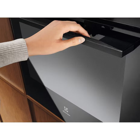 ELECTROLUX KOIGE00H2 built-in single oven(72L)